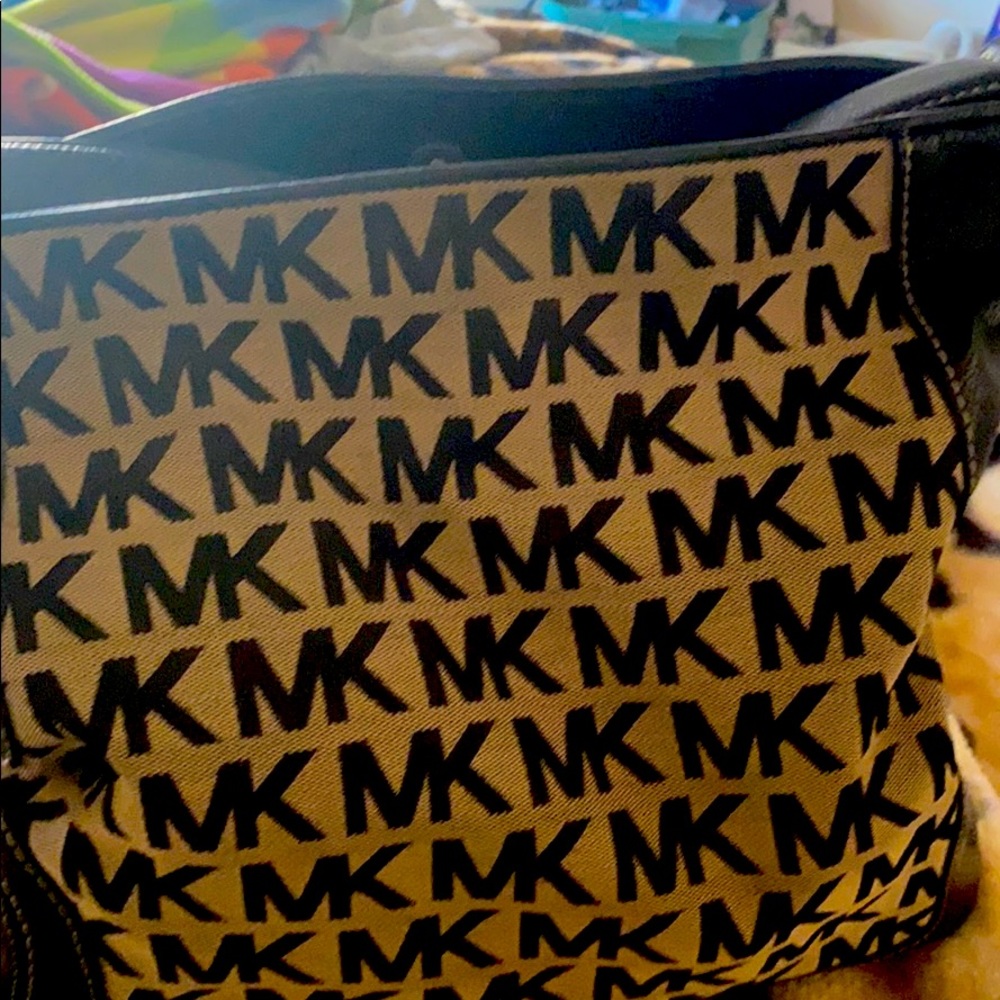 Purse and wallet